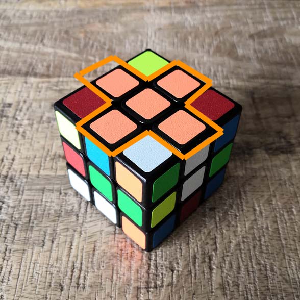 Rubik's cube 3x3 croix sur la premiere face